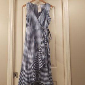Soprano Wrap Maxidress in Gingham pattern